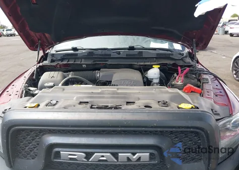 2021 Ram 1500 Classic Warlock 4X4 6'4 Box из США, поврежденный, VIN 1C6RR7GG0MS559705